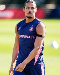 AG真人官方网站-记者：切尔西有意费耶诺德前锋哈迪·穆萨，报价合适冬窗可以离队